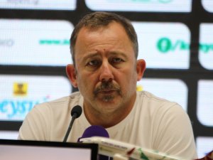 Sergen Yalçın: Curcunanın göbeğindeyiz