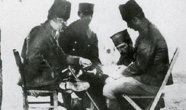 Atatürk'ün bu fotoğrafı iki ili birbirine düşürdü!