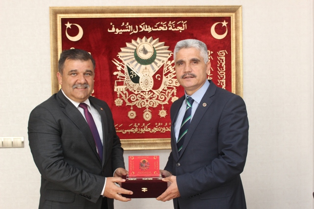 Müdür Araba’dan Başkan Gün’e Ziyaret
