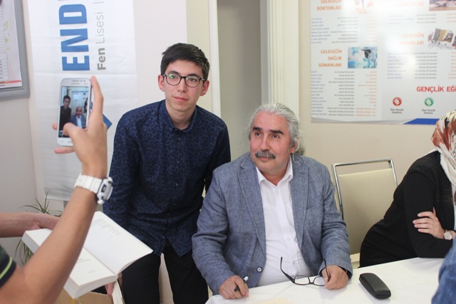 Enderunlular yazarlarla buluştu