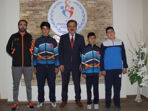 Finalist sporculardan Ersöz’e ziyaret