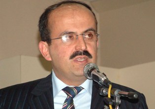 Yusuf Ayık: Ben de adayım