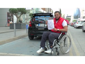 KKTC'de engelli parkına aracını bırakan engelliye para cezası