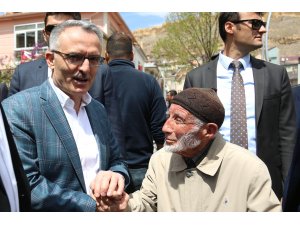 Maliye Bakanı Ağbal, Bayburt'ta ziyaretlerde bulundu