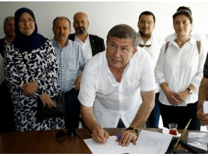 Tanju Çolak, milletvekilliği aday adaylığı için başvurdu