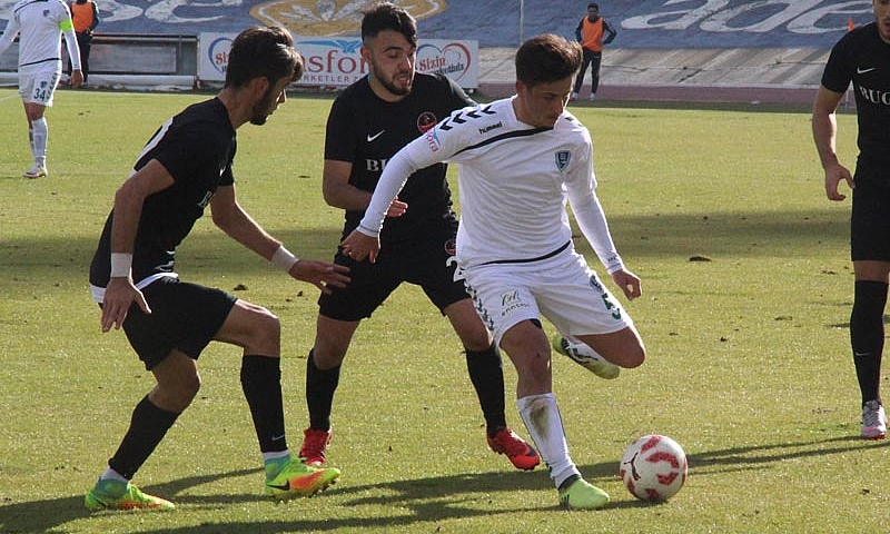 Anadolu Selçukspor sezonu 8. bitirdi