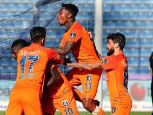 Medipol Başakşehir Osmanlı'ya acımadı