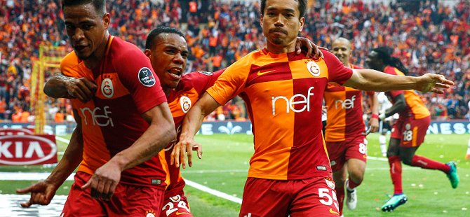 Galatasaray derbiye 11 yabancıyla çıktı