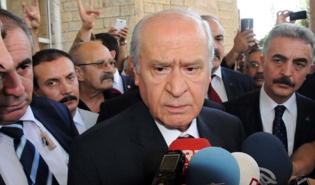Bahçeli'den "FETÖ'nün seçmen tezgahı" uyarısı