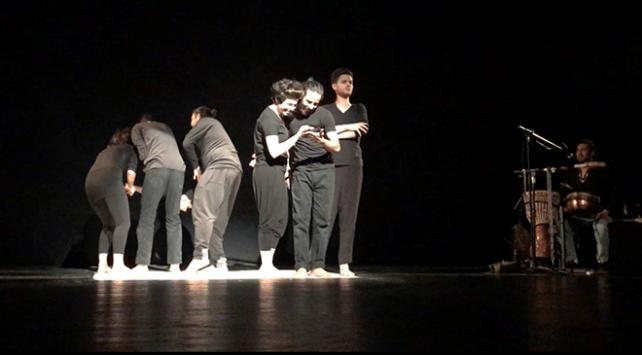 Filistinli tiyatrocular, İsrail işgalini anlatıyor