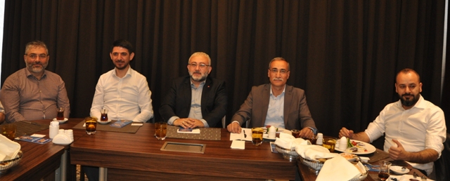 AK Parti’nin etrafında kenetlenme zamanı