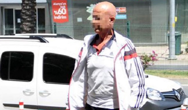 Çocuğun annesine yakalandı, saldırıp kaçtı!