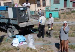 mahalleye seyyar çamaşır makinesi