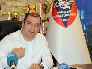 "Oyuncularıma teşekkür ediyorum"