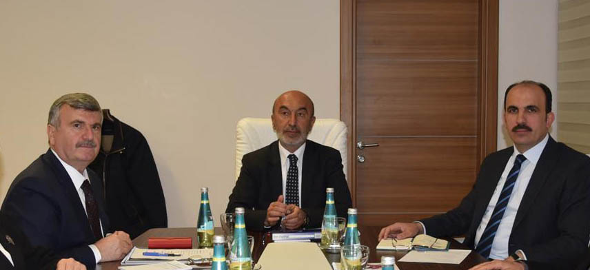 Akyürek'ten halefi Altay'a ilk mesaj: Bayrağı çok yükseklere taşıyacak