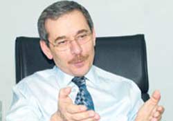 Şener SMS ile il başkanı arıyor