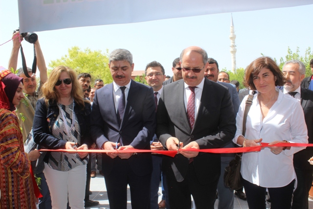 Karapınar'da TÜBİTAK Fuarı açıldı