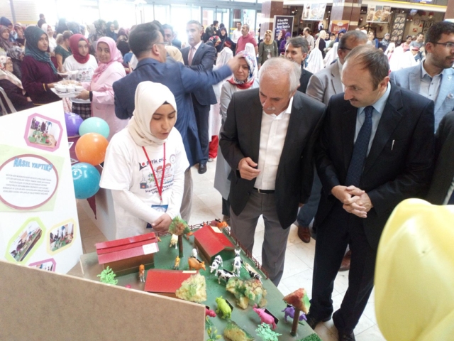 Alparslan Ortaokulu Tübitak sergisi