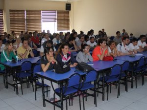Ersöz, antrenörlerle toplantı yaptı