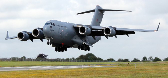 BAE'ye ait 5'inci askeri uçak Sokotra'ya indi