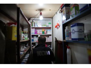 Bakkalda ilaç, bilardo salonunda havuz buldular