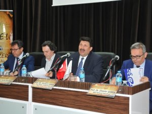 Selçuk’ta “Mevlana’nın Yolundan, Mevla’ya Göçenler” paneli