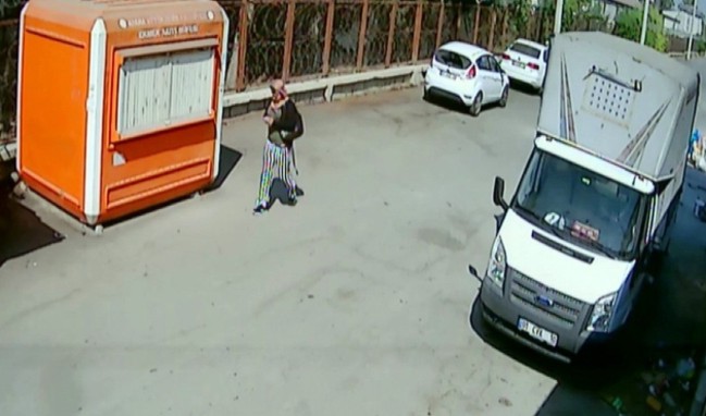 İş adamını öldürüp, olay yerinde bayıldı!