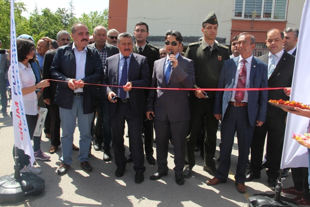 Karapınar'da karma sergi açılışı