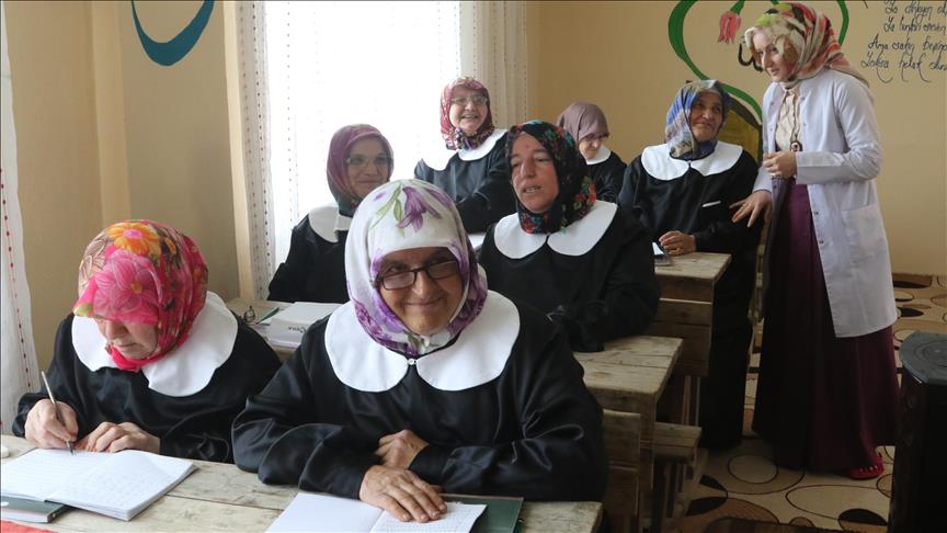 İlk mektubunu oğluna yazdı