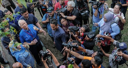 Malezya halkı bugün sandık başına gitti