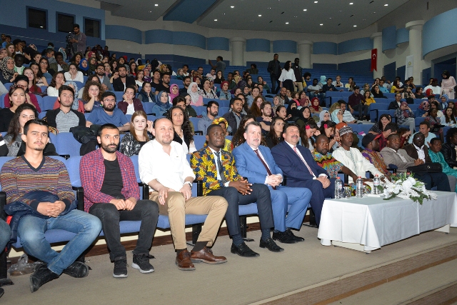 Selçuk’ta 4. Geleneksel Afrika Günü