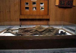 14 asırdır bozulmayan ceset