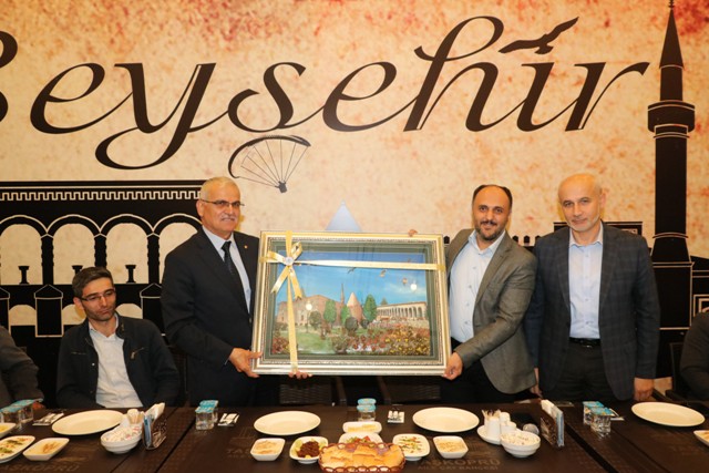 Özaltun: “Beyşehir’de başarıyı tek vücut olarak sağladık”