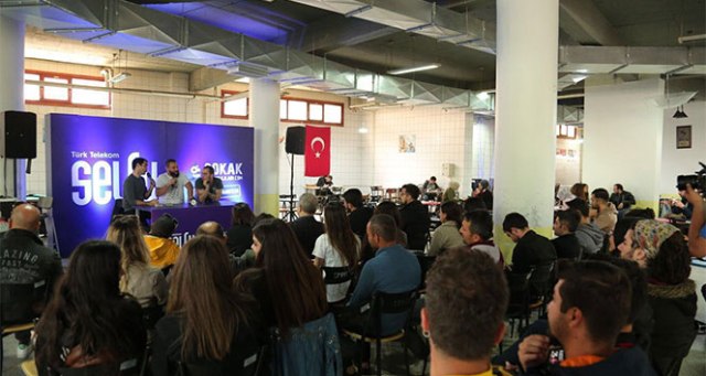 Türk Telekom Selfy, Dumlupınar Üniversitesi öğrencileriyle buluştu