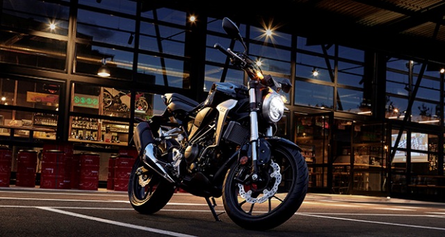 Honda’nın ‘Spor Naked’ modeli CB250R Türkiye’de