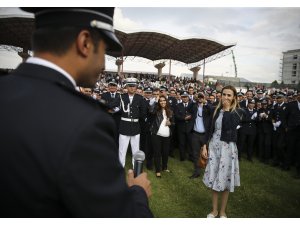 Polis Akademisinde mezuniyet heyecanı