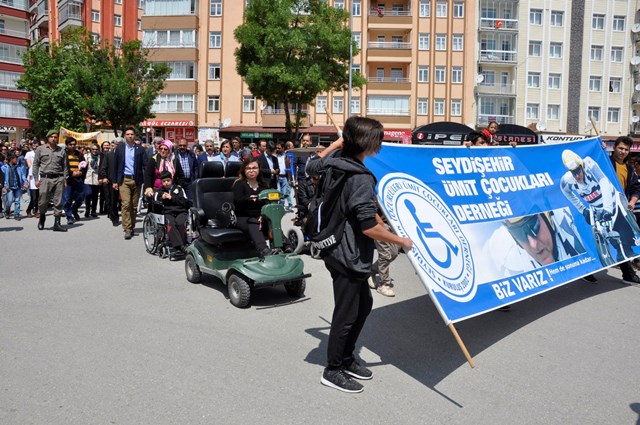Seydişehir’de engelleri kaldıralım yürüyüşü