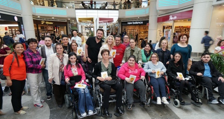 Sağlık farkındalığı için ilk defa tüm Türkiye kitap yazdı