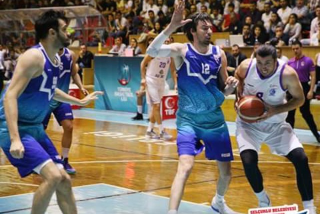 Selçuklu Belediyespor 1-0 öne geçti