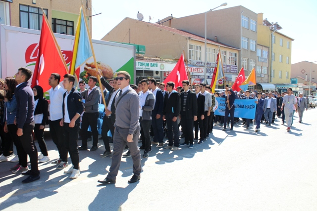 Yunak’ta "Gençlik Yürüyüşü "