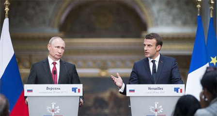 Putin ve Macron telefonda görüştü!