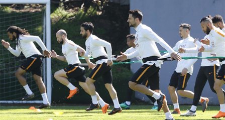 Galatasaray, İsviçre yolcusu