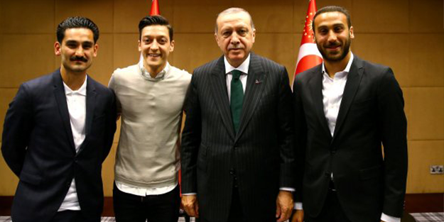 Almanya'nın tek gündemi bu fotoğraf! Kudurdular