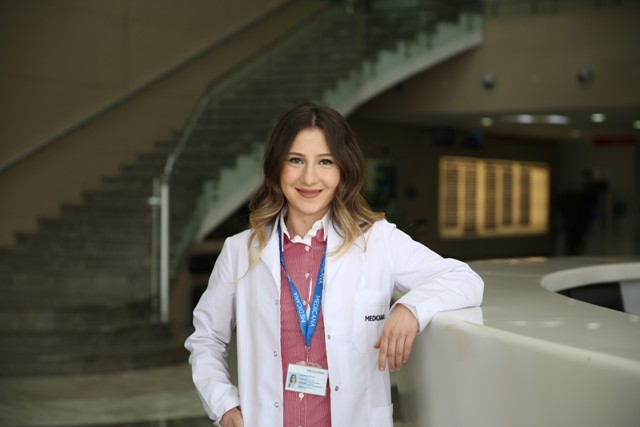 Diyetisyen Öten: “Su ihtiyacımız kullandığımız enerji miktarına göre belirlenir”