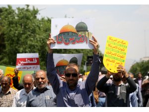 İran'da İsrail ve ABD protesto edildi