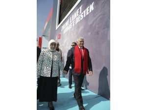 Katar Emiri Şeyh Temim İstanbul'a geldi