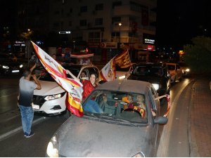 Galatasaray'ın şampiyonluğu kutlanıyor