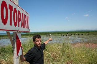 Göl suları yükselince bakın ne oldu
