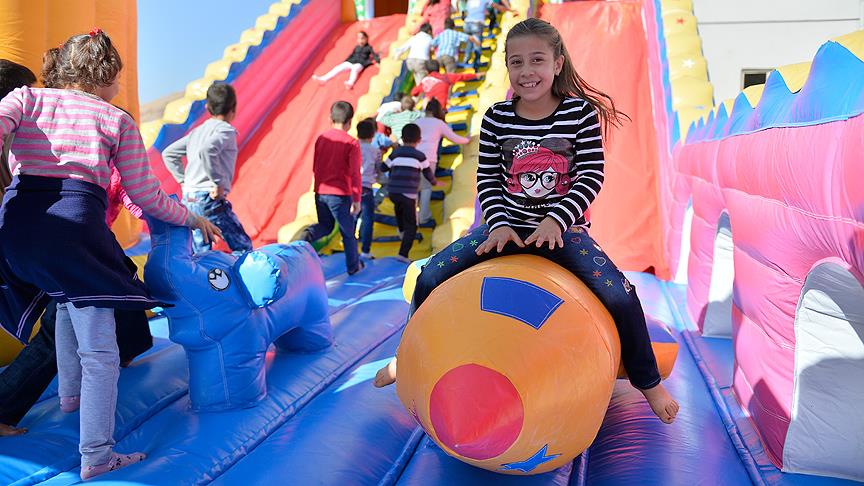 Terörden arındırılan belediyeler vatandaşa hizmet ediyor