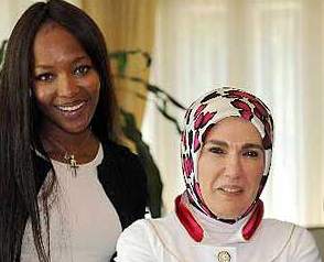 Naomi Campbell, Emine Erdoğan'la görüştü